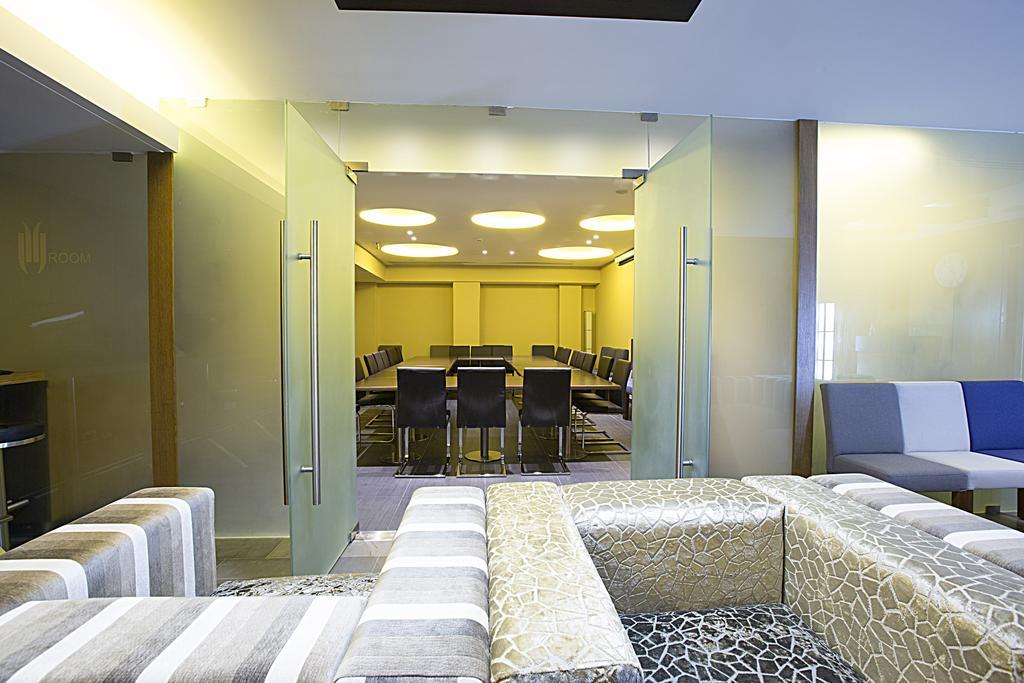 The J Hotel & Spa Beirut Exterior foto